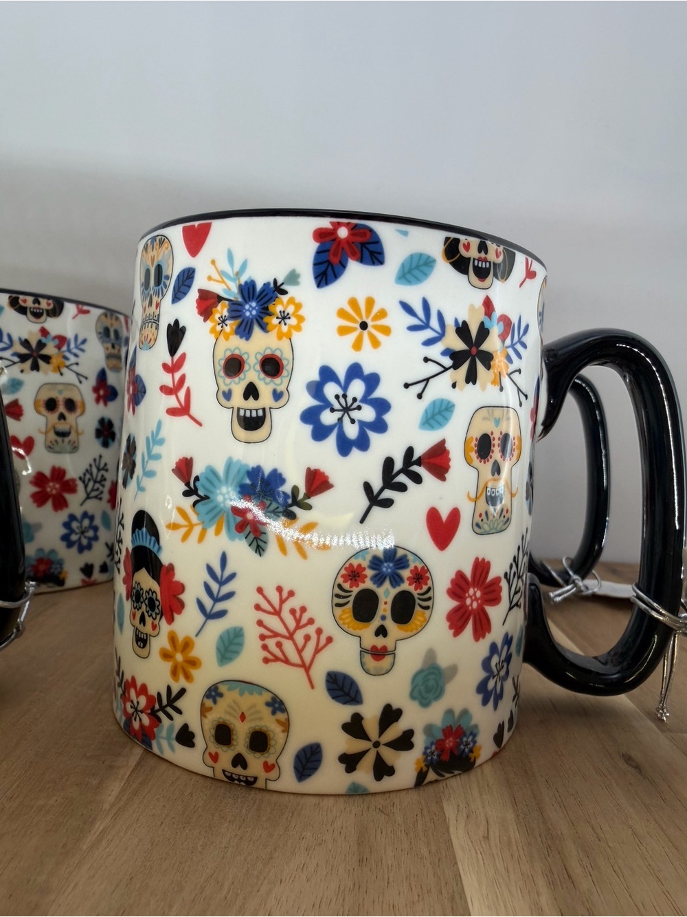 NEW Set of 4 Sugar Skull Día de los Muertos Mugs 10 Strawberry Street